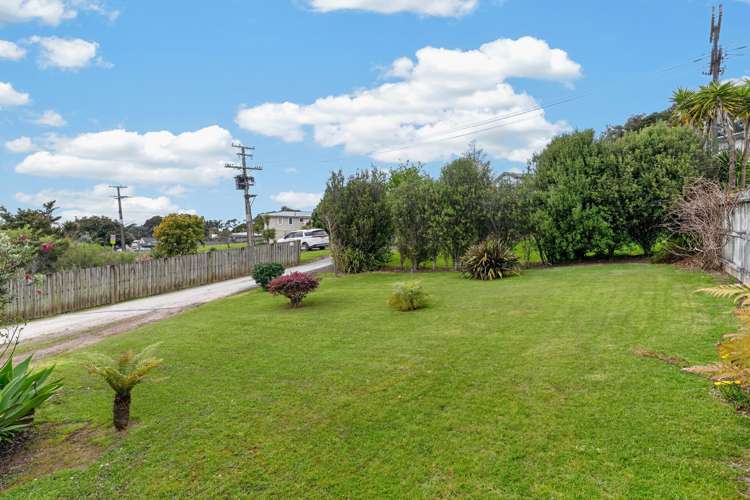 1 Whaka Street Maungaturoto_16