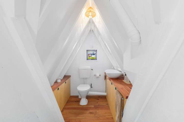 23 Ranui Crescent Diamond Harbour_11