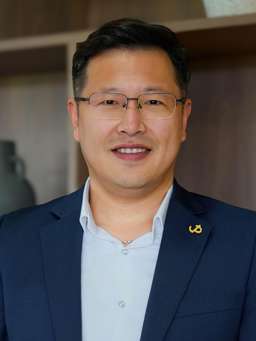 Yang Lin