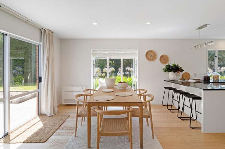 533 Johns Road Harewood_8