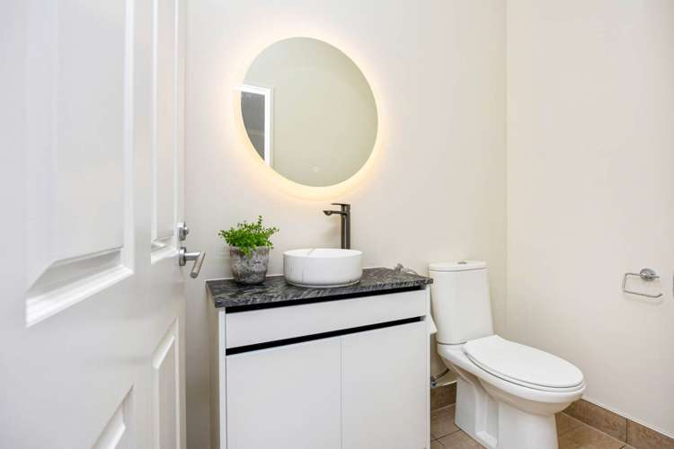 119b The Drive Epsom_22