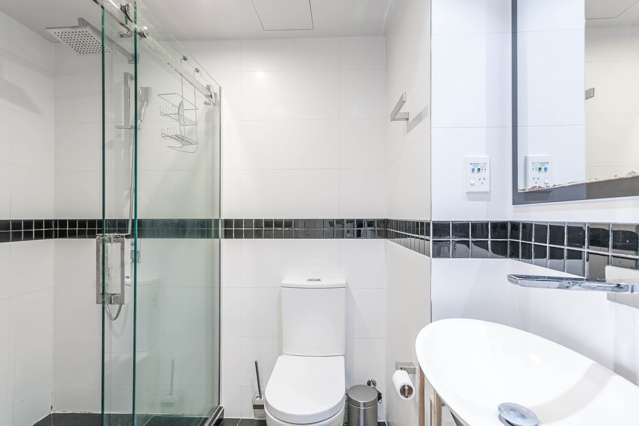 300/43 Anzac Avenue City Centre_4