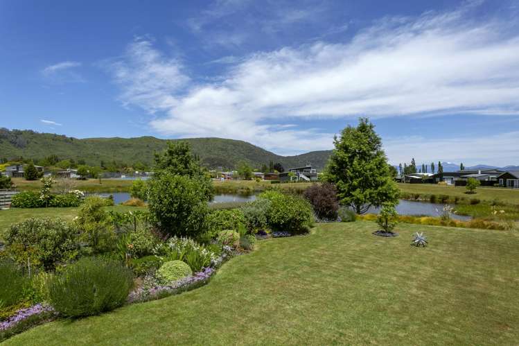 11 Pukeko Way Kinloch_25