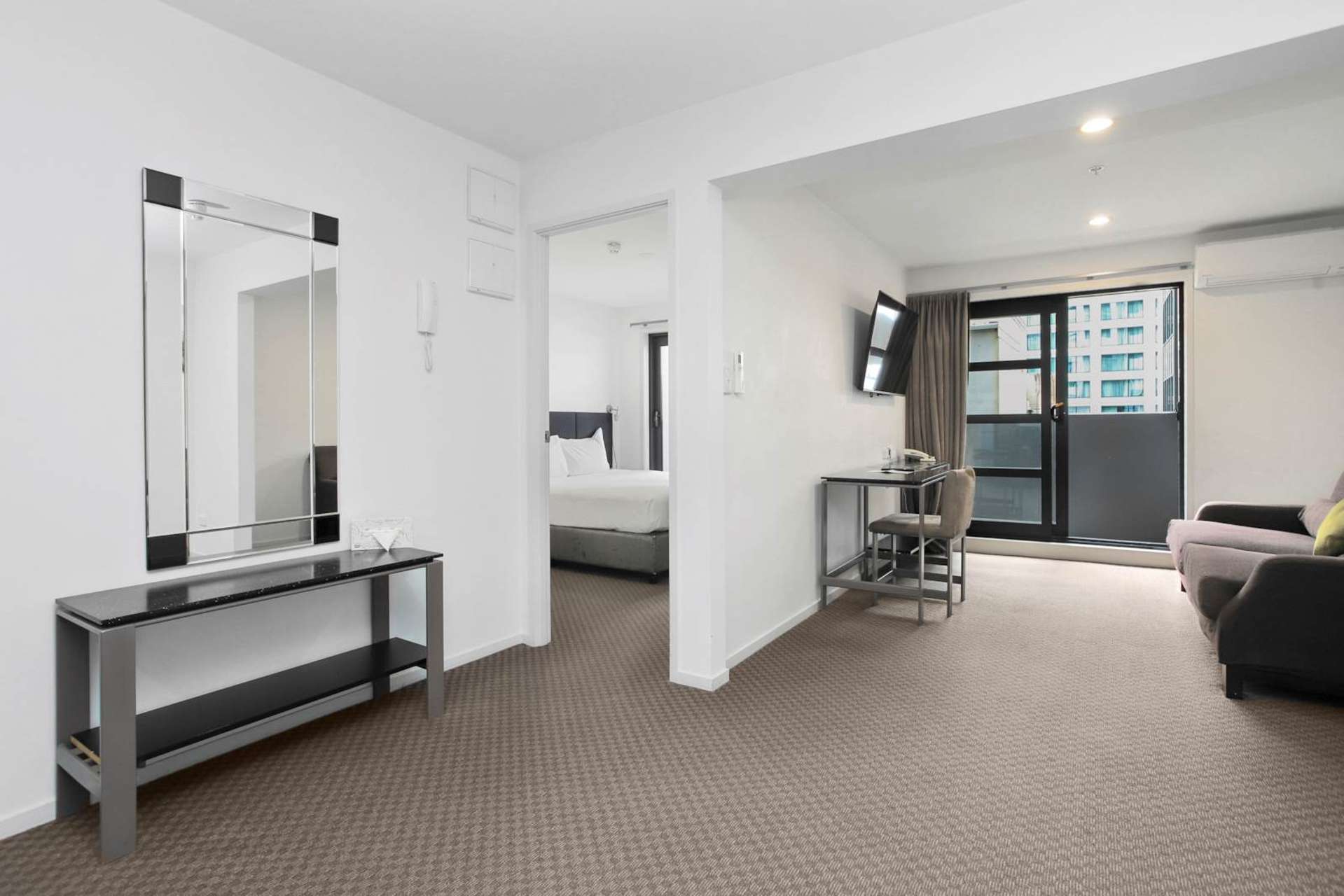 5E/6 St Martins Lane Grafton_0