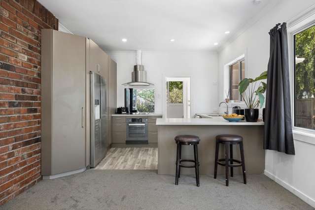 34 Achilles Street Burwood_4