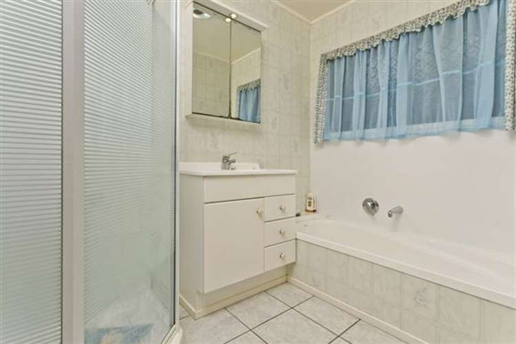 57 Rosecamp Road Beach Haven_16