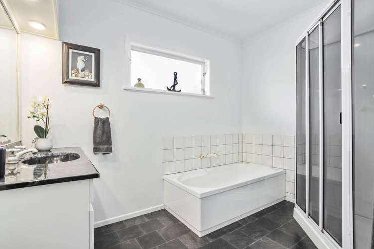 7 Lawrence Crescent Hillpark_12