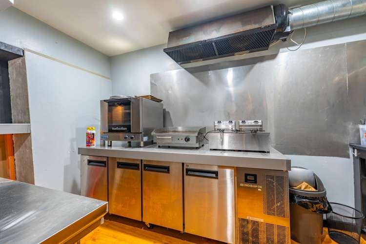 8a Royal Arcade Timaru Central_16