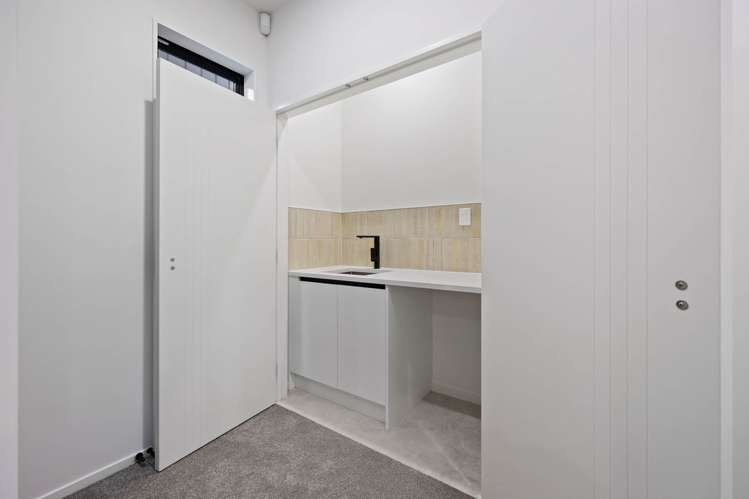13C Meadway Sunnyhills_27