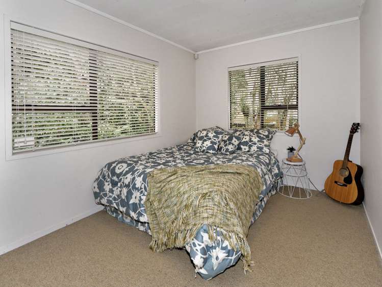 1 South Lynn Road Titirangi_7