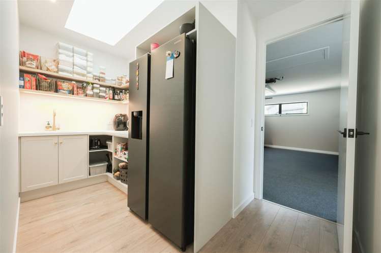 58 Les Wakefield Road_5