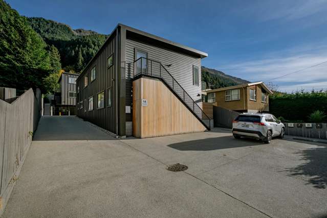 Modern Apartment in the heart of Queenstown