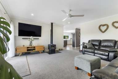 29 Armstrong Avenue_3