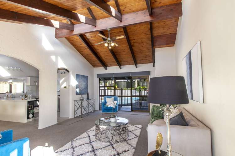 241a Golf Road Titirangi_11