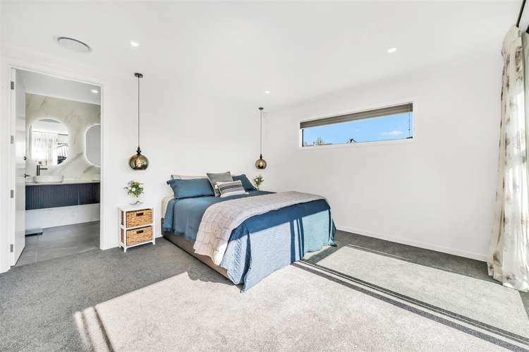 27 Candlesticks Crescent Lincoln_15