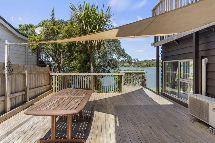 57 Pohutukawa Avenue Shelly Park_24