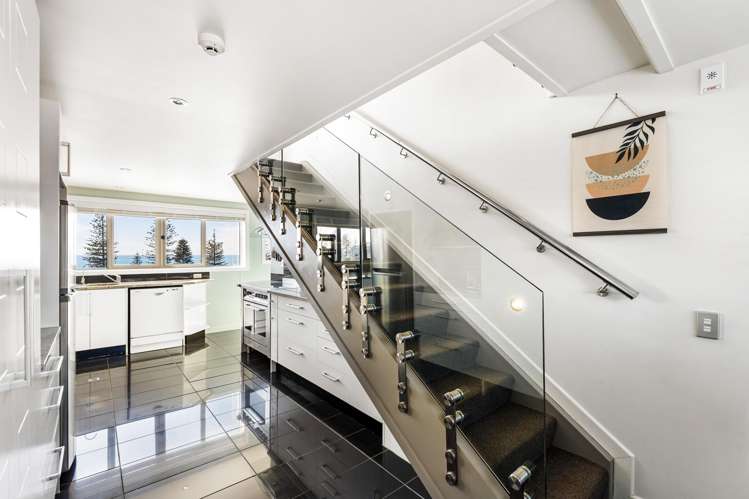 61/3 Shakespeare Road Napier South_2