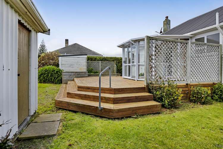 65 Domett Street Opunake_24