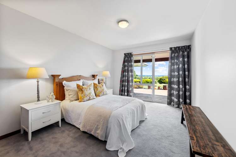 1 Watlings Place Kennedys Bush_11