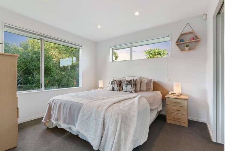 16a Neil Avenue Te Atatu Peninsula_10