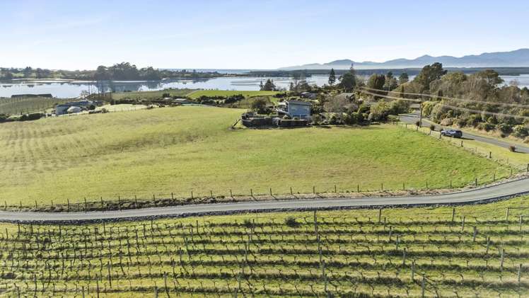 71 Bronte Road East_5