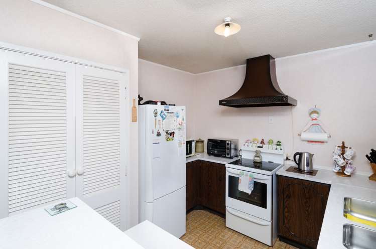 2/34 Flanshaw Road Te Atatu South_8