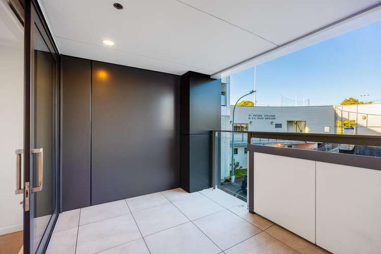 112/10 Lion Place Epsom_5