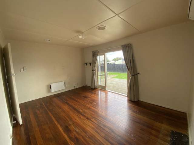68a Campbell Street Dinsdale_1