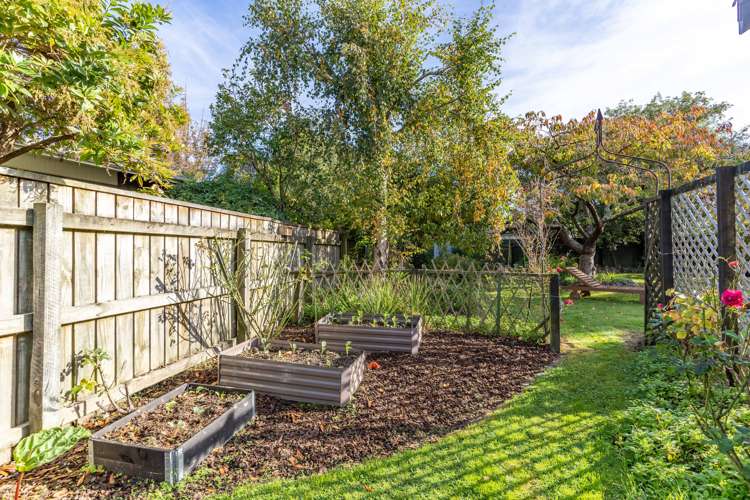 8 Cobham Place Solway_16