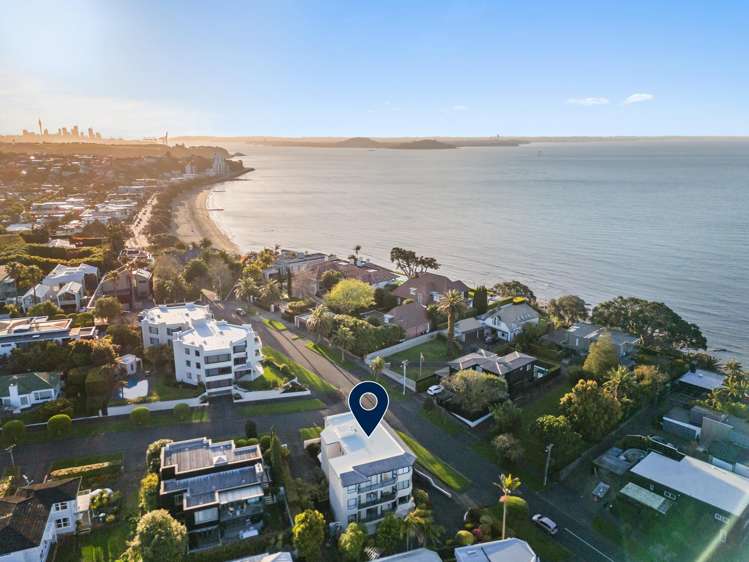 1/4 Hanene Street St Heliers_15