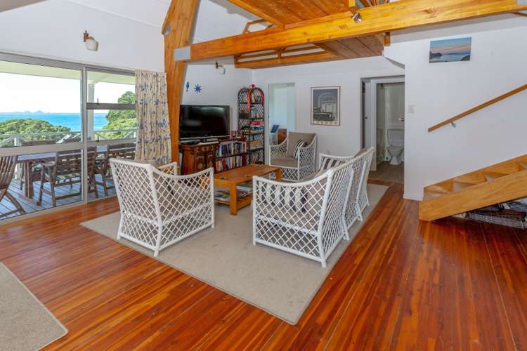 323 Onemana Drive Onemana_9