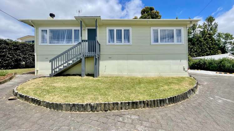 22b Kaipatiki Road Glenfield_16