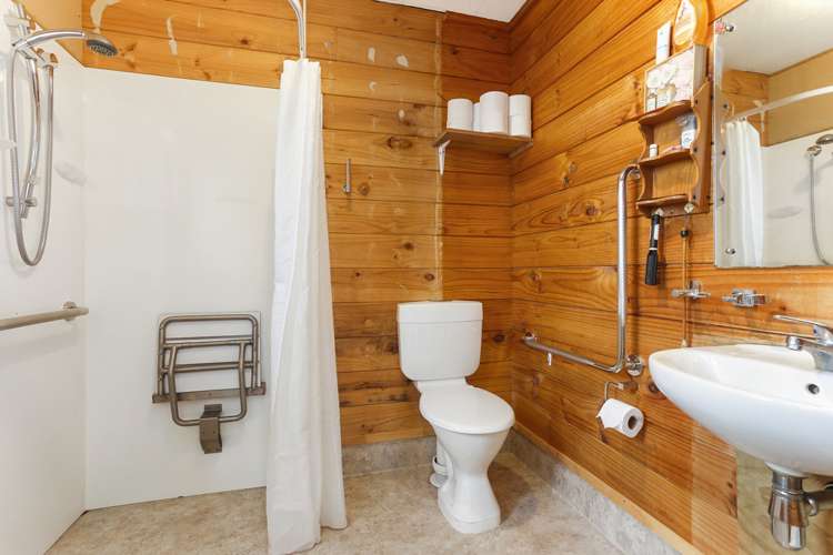 78 Portage Road New Lynn_16