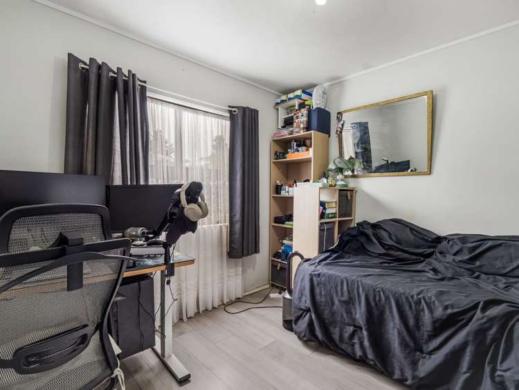 1/32 Starforth Place Henderson_11