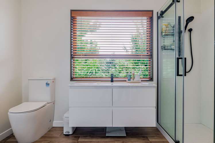 869b Main Street Roslyn_41