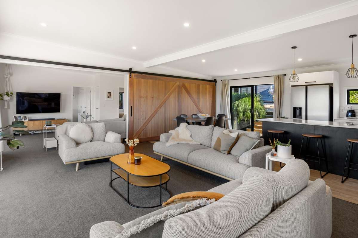 19 Ataahua Views Terrace_1