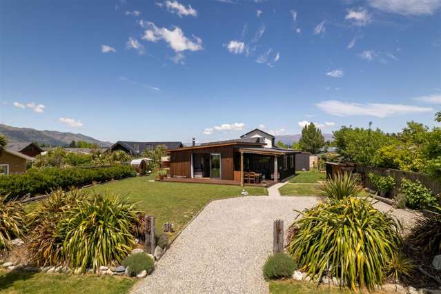 12 Hewson Crescent Lake Hawea_1