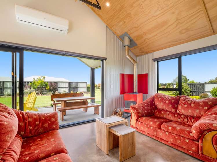 1228A Camerons Line Feilding_8