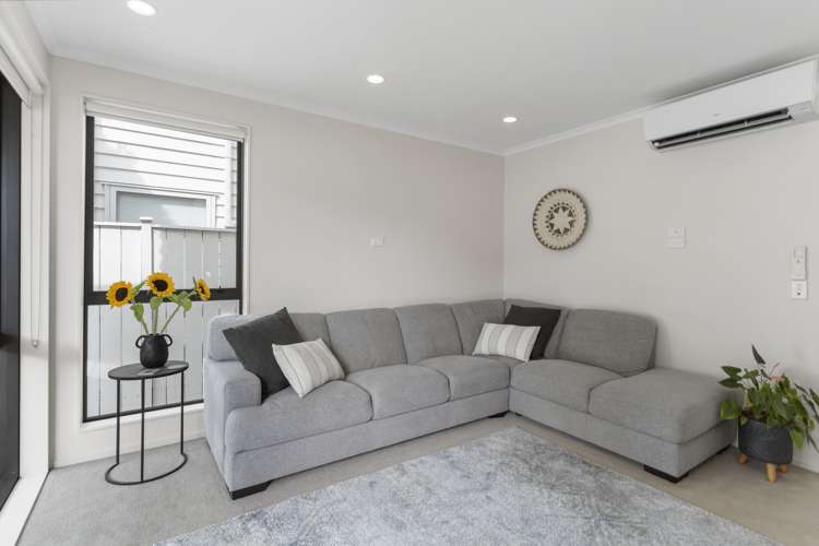 53 Costa Viva Crescent Karaka_9