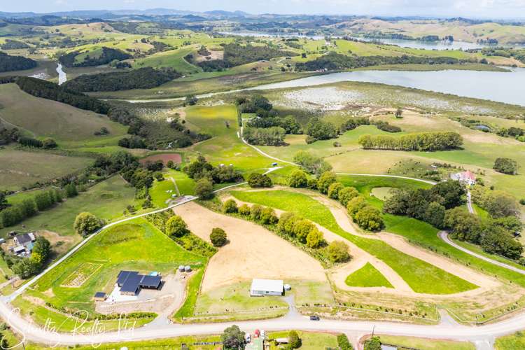 129 Petley Road Paparoa_30