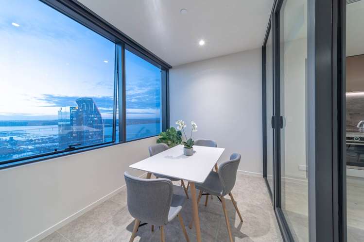 4506/10 Commerce Street City Centre_13