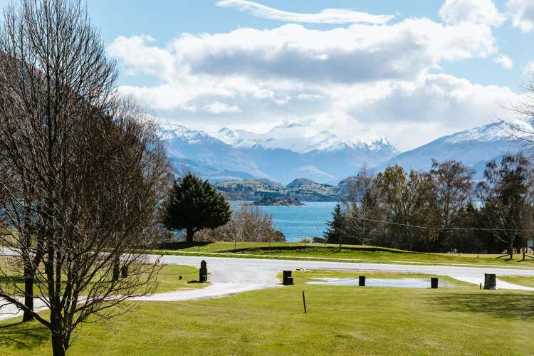 86 Golf Course Road Wanaka_13