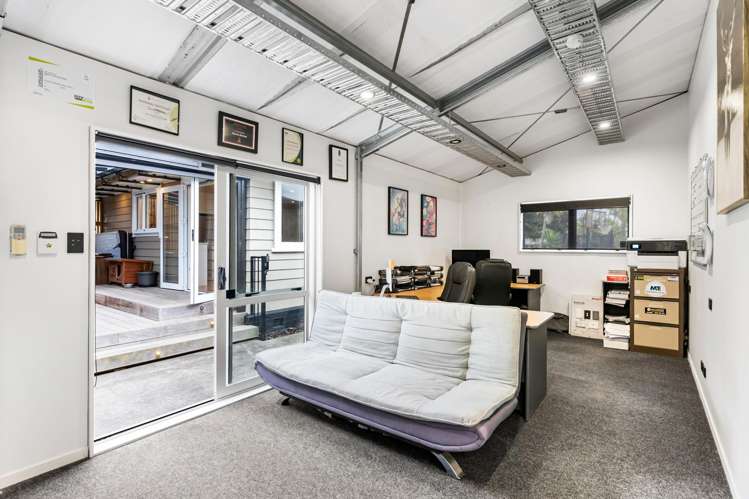 4 Holman Road Te Atatu Peninsula_16