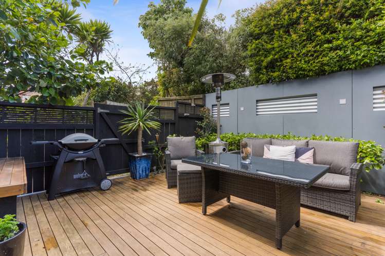 13/8 Soljak Place Mount Albert_14