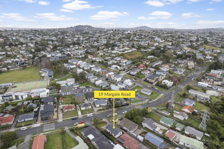 19 Margate Road Blockhouse Bay_13