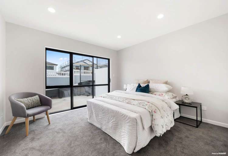1 Piki Street Flat Bush_7