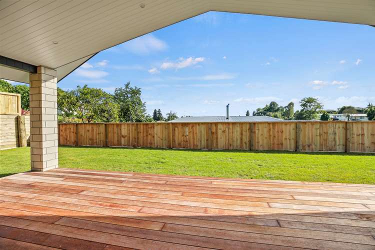 2/12 Whitmore Street Kihikihi_17