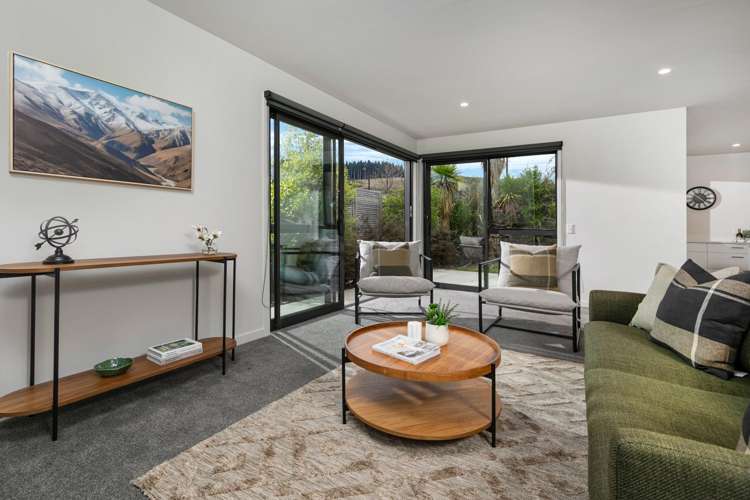 13 Matipo Street_3