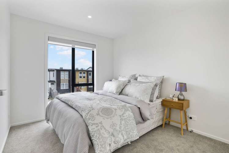 302 Jack Lachlan Drive Beachlands_19