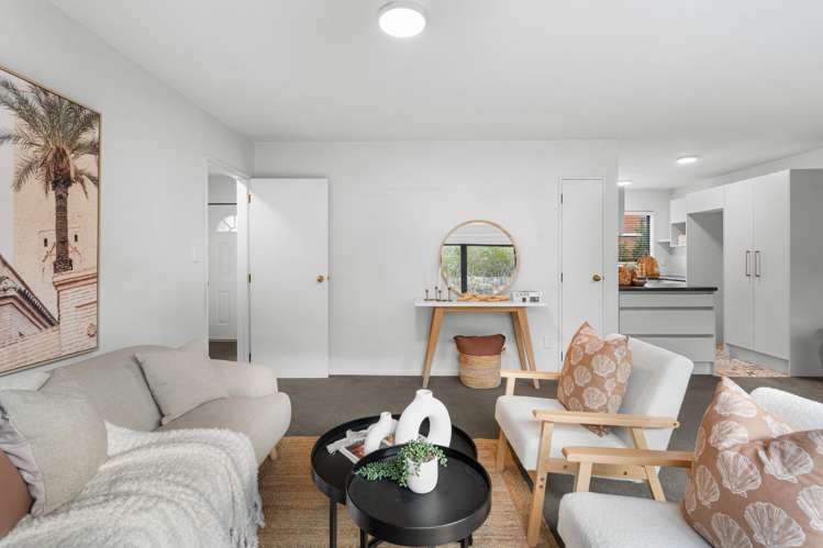 2/15 Coles Place_5